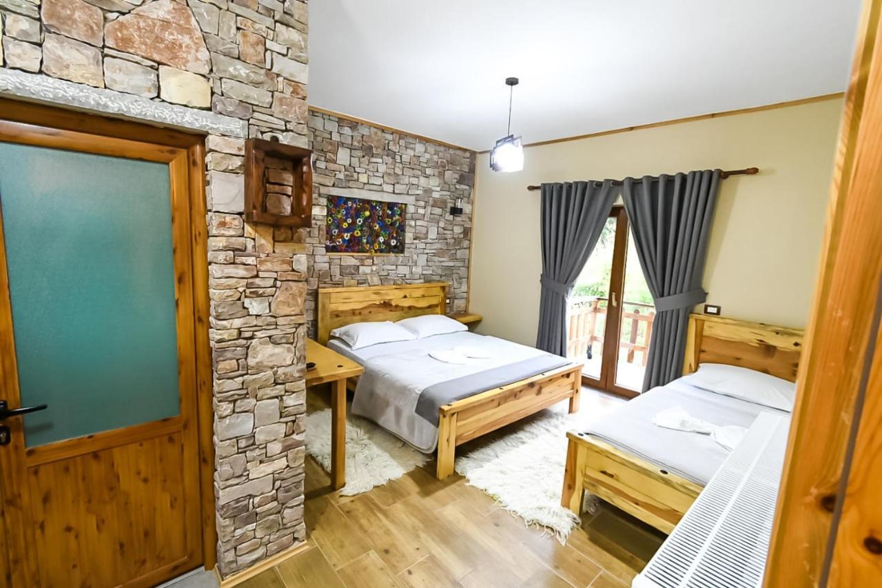 Bujtina Shkodrani Bed and Breakfast Μοσχόπολη Εξωτερικό φωτογραφία